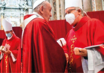 Mons. Ángel Rossi recibió el palio arzobispal que bendijo Francisco